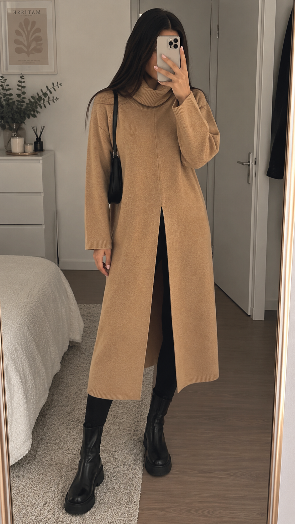 Langer Strickpullover mit Frontschlitz