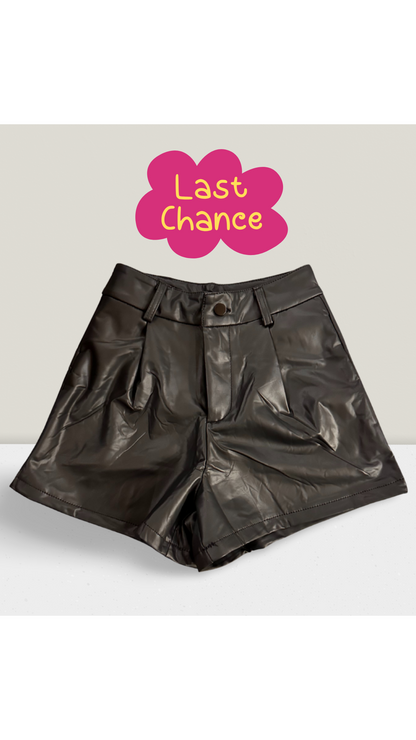Leder-Shorts