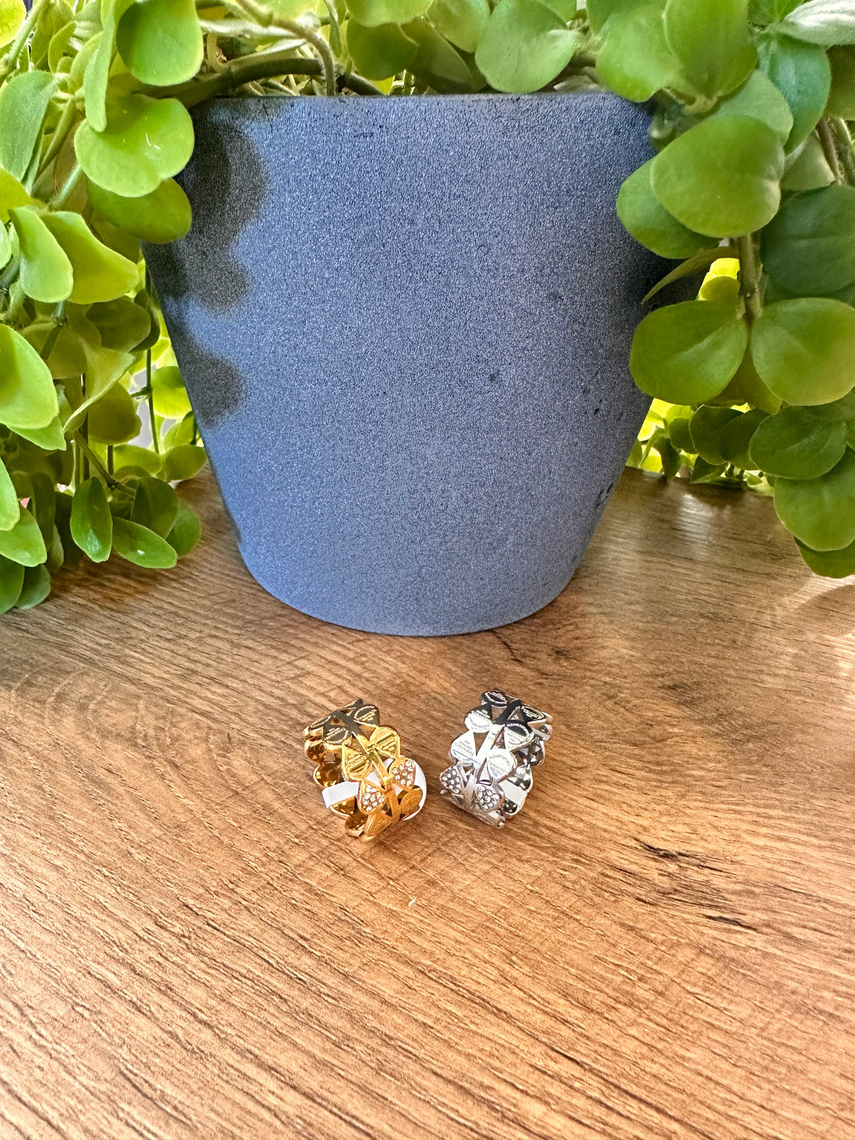 Elegante Edelstahlringe Herz-Motiv