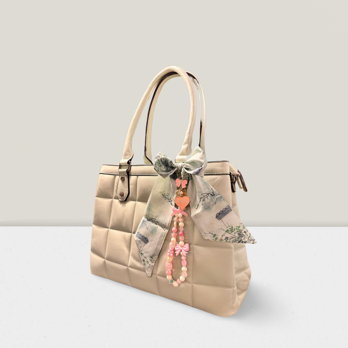 Elegante Stepp-Tasche in verschiedenen Farben