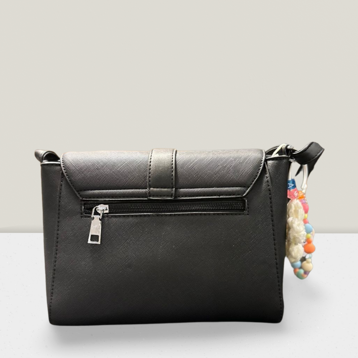 City-Bag – Ein Farbtupfer in Gelb, Schwarz oder Rot