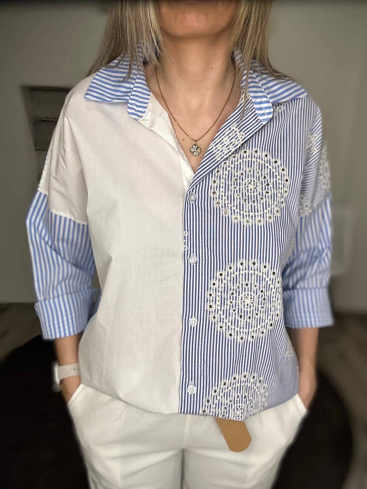 Streifenliebe mit Twist – Bluse im Mustermix! 💙🌀