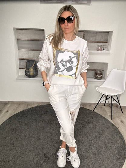 Sweater-Style mit Comic-Vibes – Cozy trifft Cool!