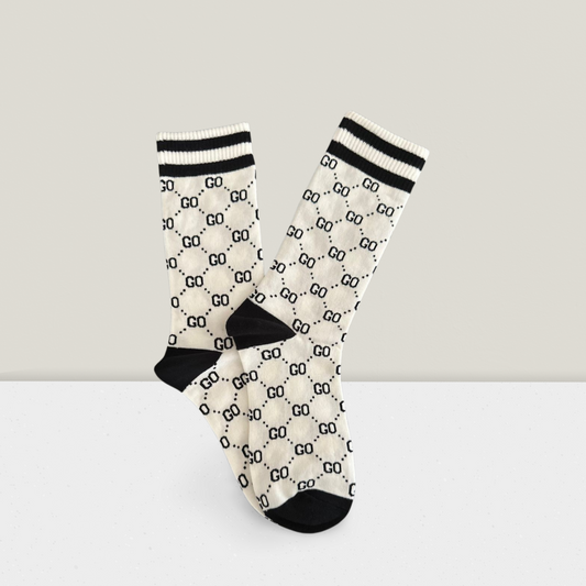 ✨ Signature Steps – GO Socken mit Stilgarantie✨ verschiedene Farben