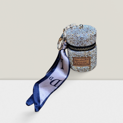 👜 Mini Glam Crush – Strass-Case mit Charme & Schleife 👜