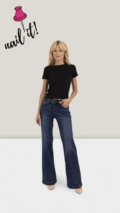 Jeans mit Gürtel