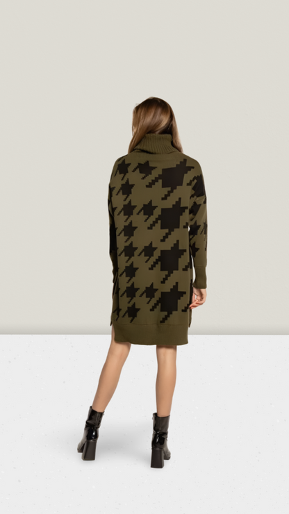 Rolákové svetrové šaty s houndstooth