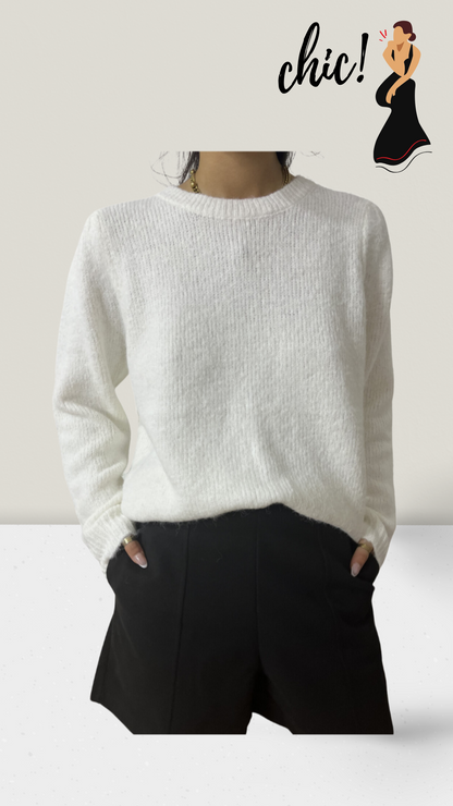 Pullover mit funkelnden Strassschleifen